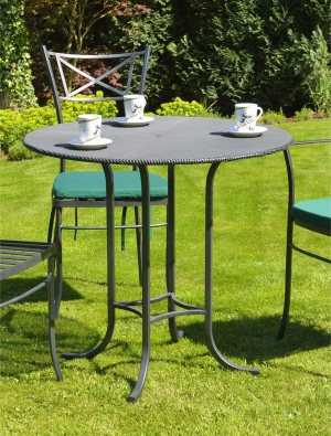 Gartenmöbel Algarve, Gartentisch aus Metall mit Platte aus Streckmetall